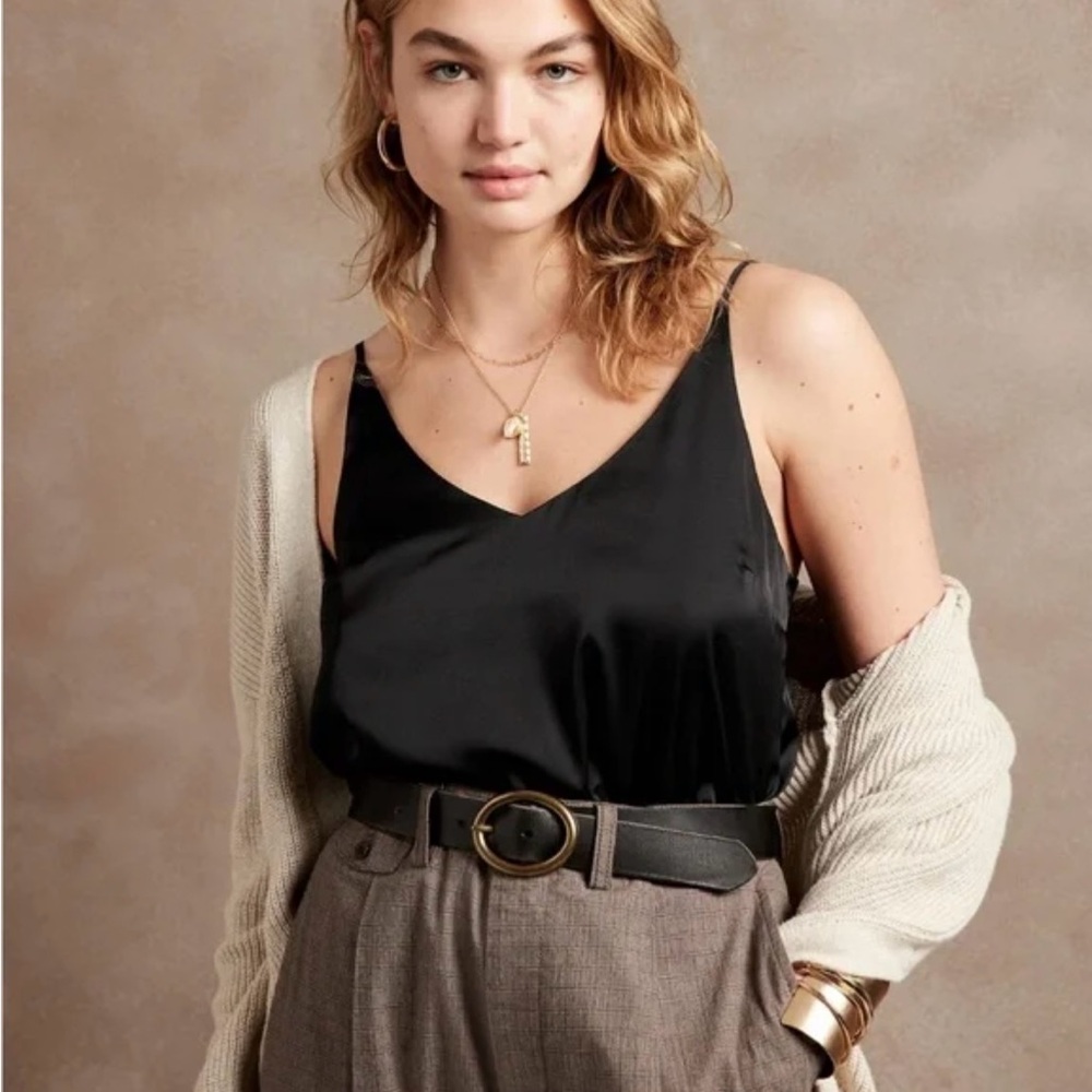 NEW Banana Republic Chic Black Satin Sleeveless Top
